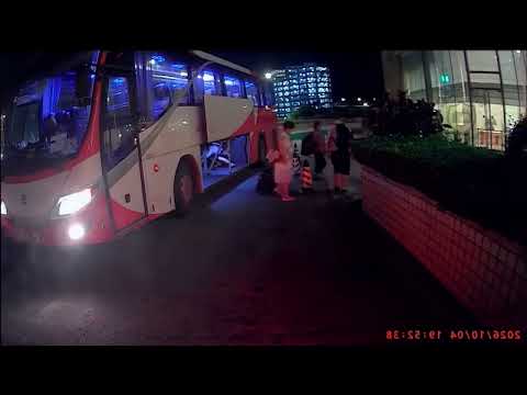 車CAM直擊 - 我未落車阿🥹乘客險受困於旅巴行李倉 (轉載)