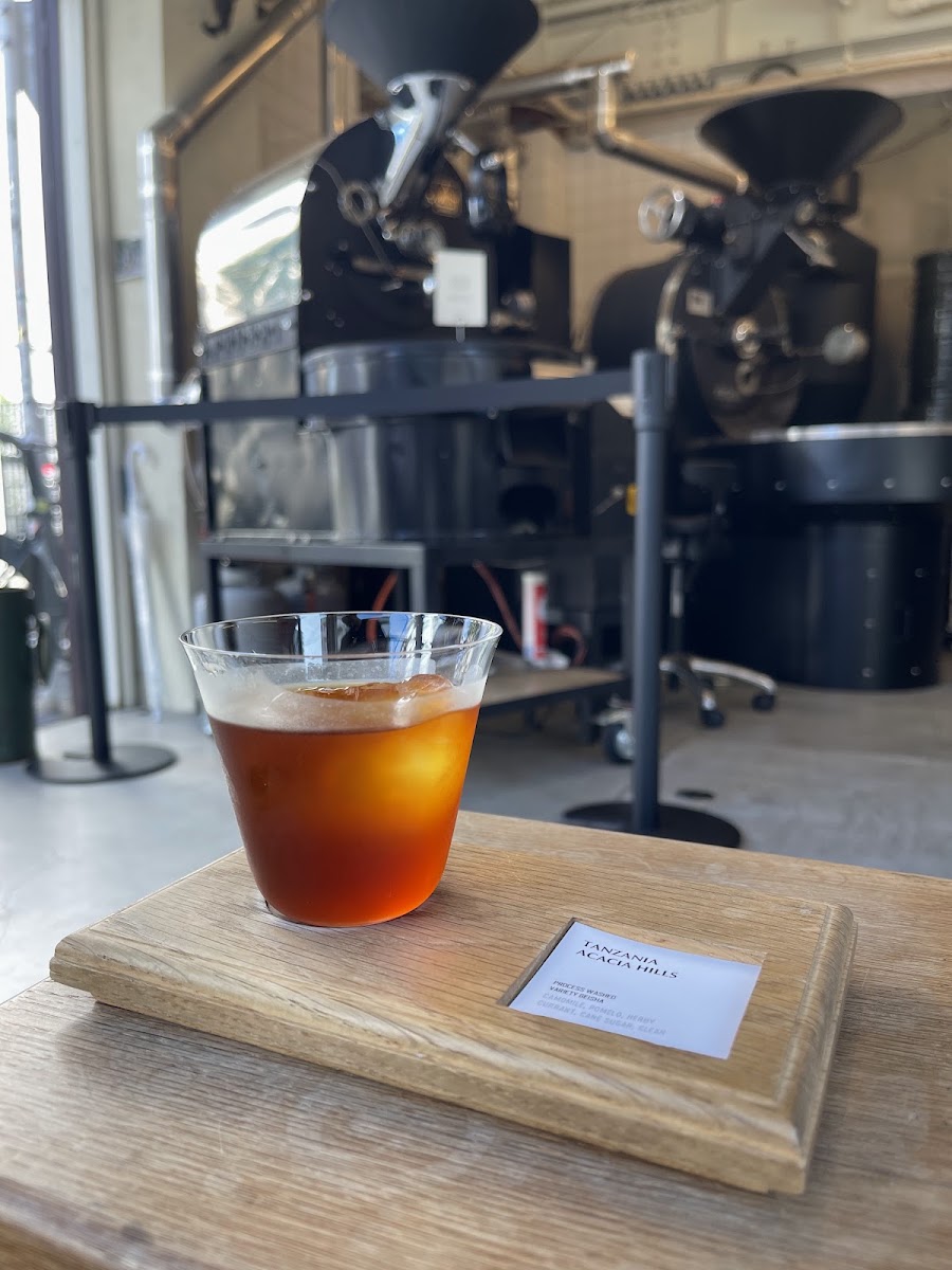 Leaves Coffee Roasters 藏前（リーブスコーヒー ロースターズ） 實景照片 9