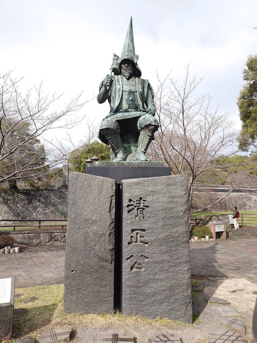 加藤清正銅像