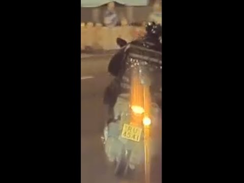 車CAM直擊 - 觀塘海濱道 電單車撞的士 RU4541