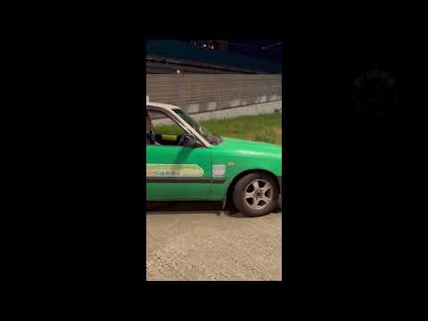 直擊 - 廣東話都未講得正嘅的士司機 行人路當馬路 #已舉報 (轉載)