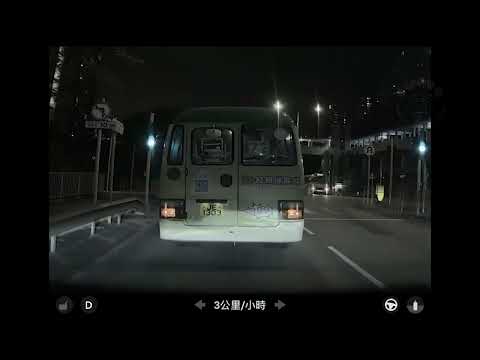 車CAM直擊 - 小巴佬你開車溜後咁多 嚇死人咩🥶